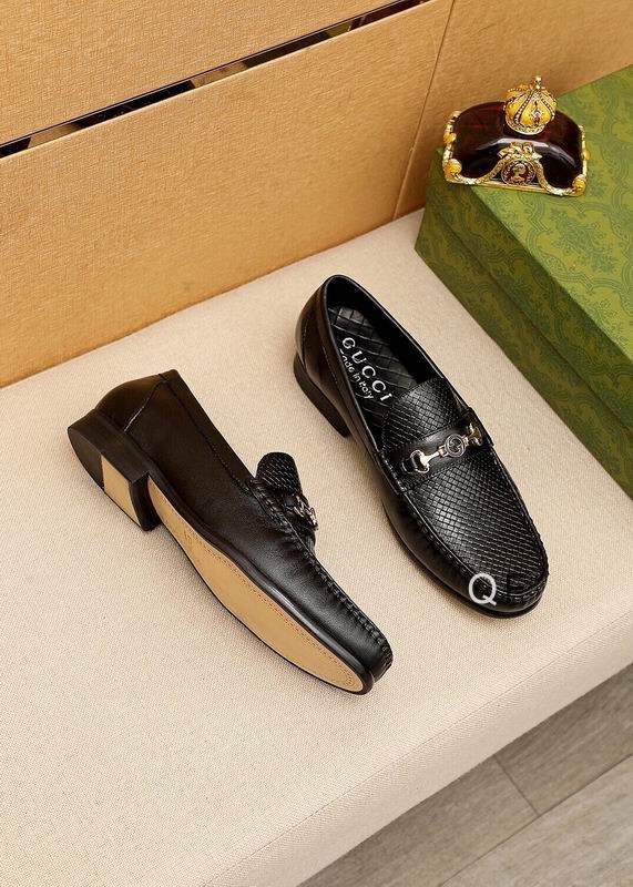 Gucci Men's Shoes 714